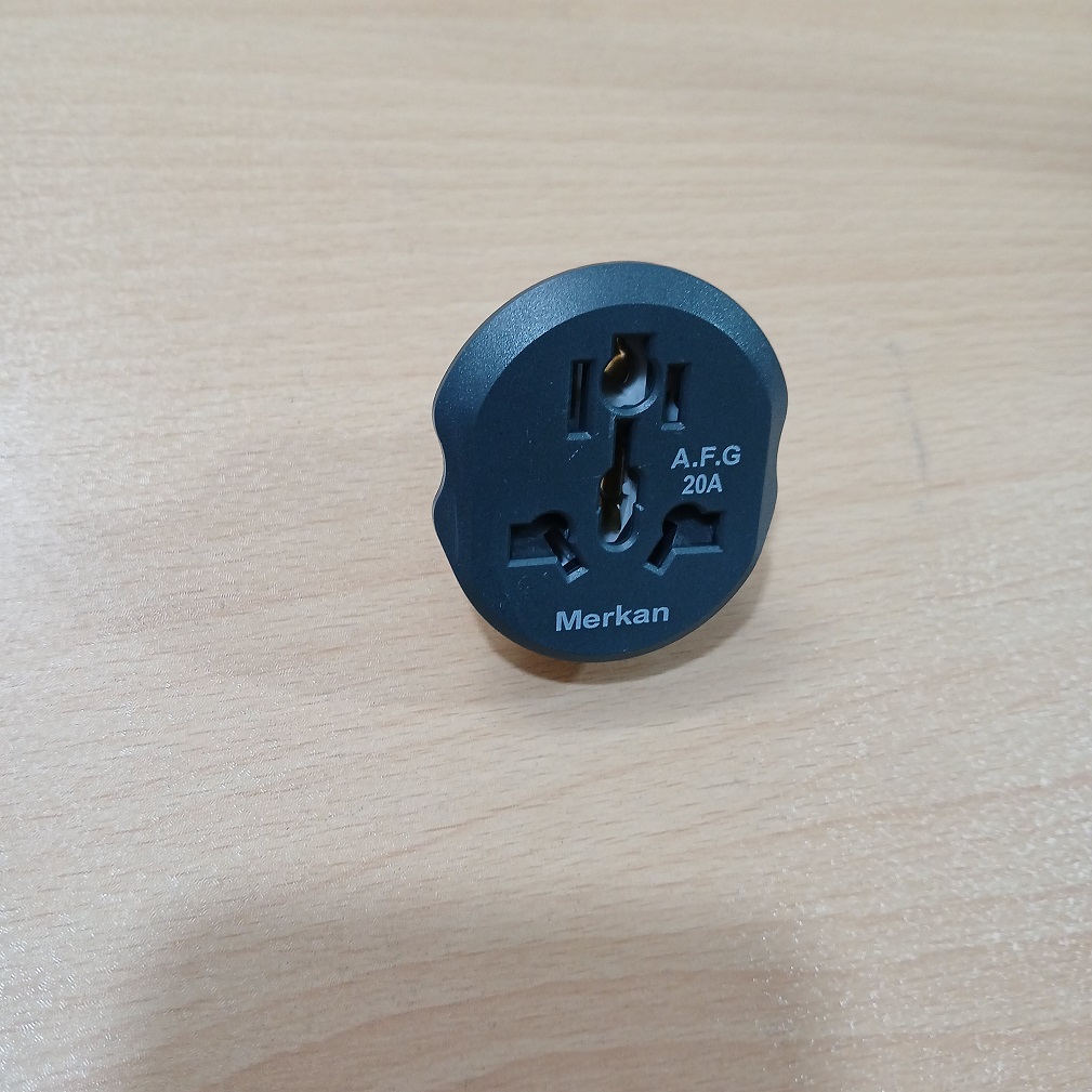 عکس محصول تبدیل 3 شاخه برق به 2 شاخه